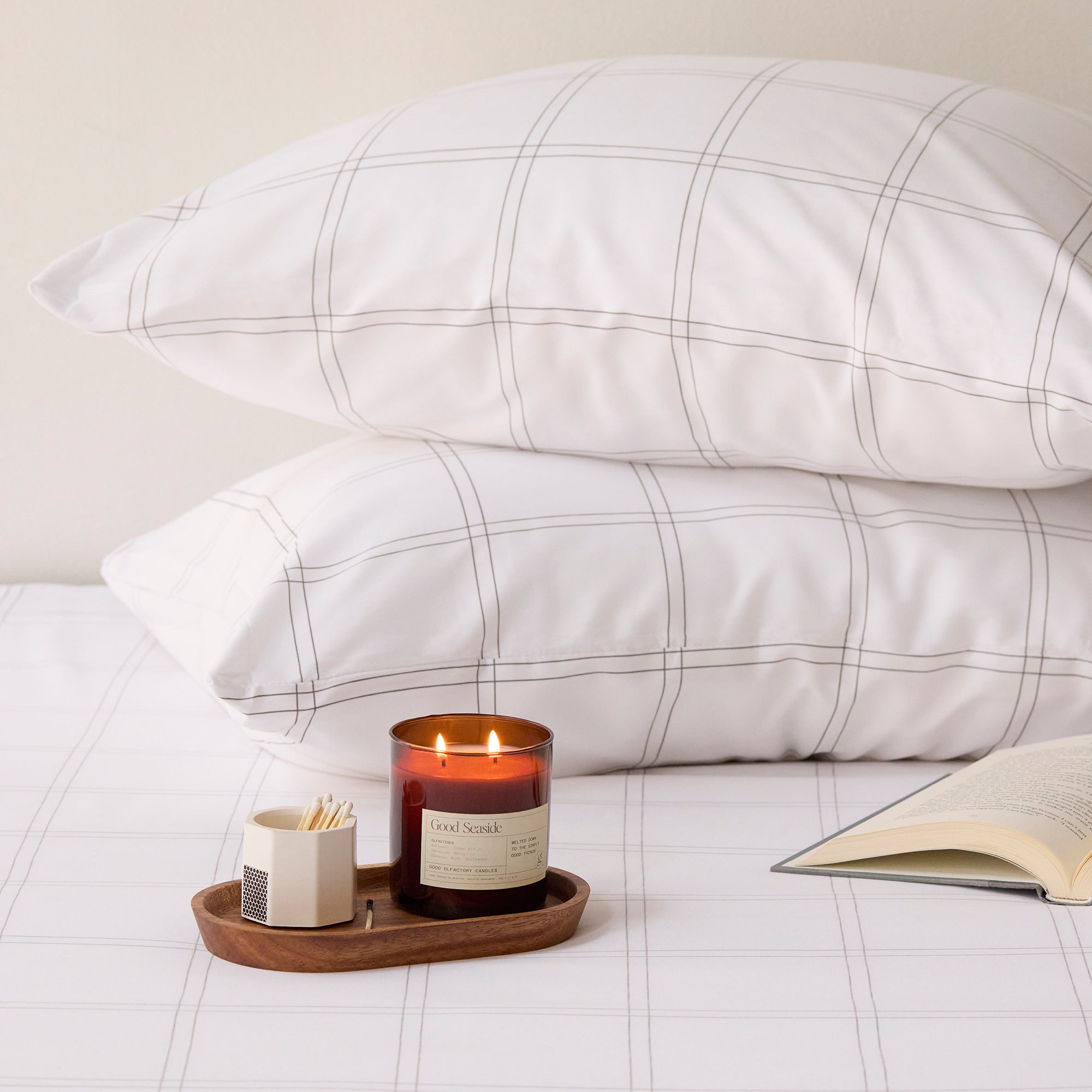 Good Seaside Candle